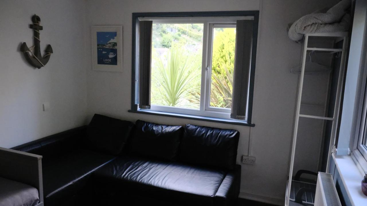 Commanders Cabin 'As Seen In Beyond Paradise' Looe Kültér fotó